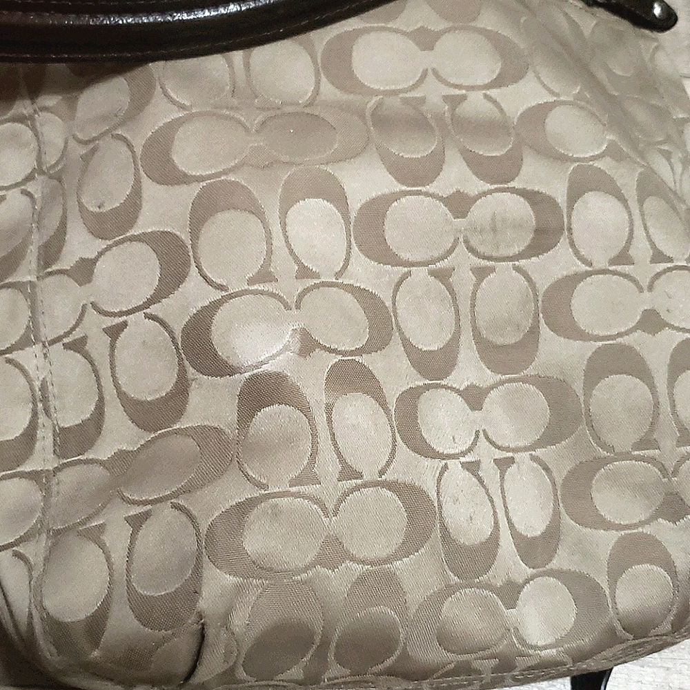 COACH HANDBAG - Picture 14 of 14